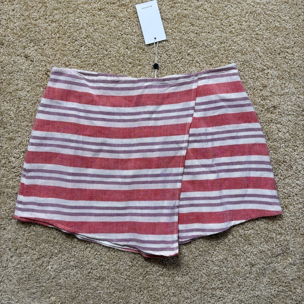 Lovers + Friends Stargazer Skort Berry Stripe Size Large